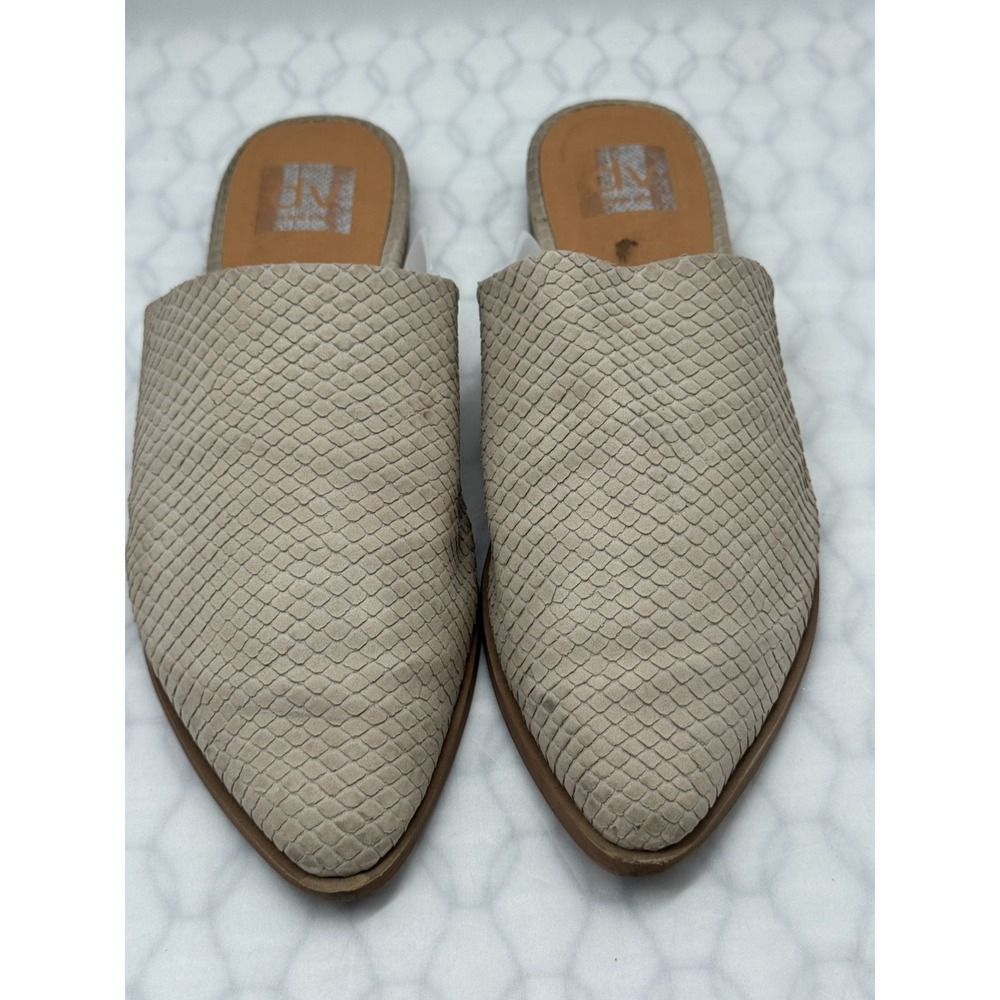 Dolce Vita Janthe Mule Womens 9 Beige Textured Pointed Toe Slip On Flats Shoes